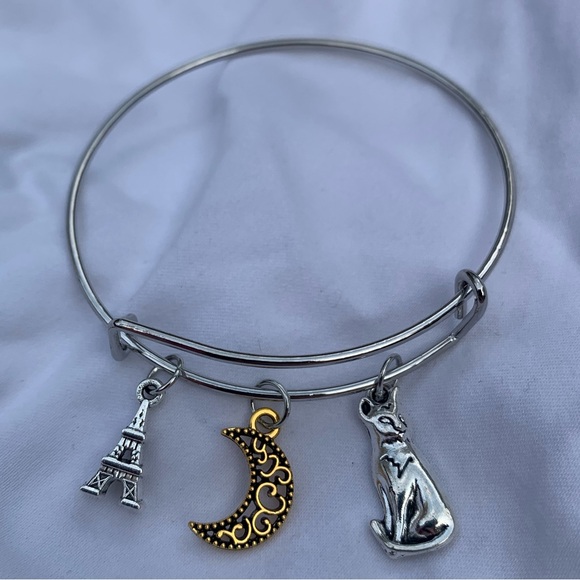 Brand New! Handmade! Adjustable Charm Bangle Bracelet! - Picture 2 of 4
